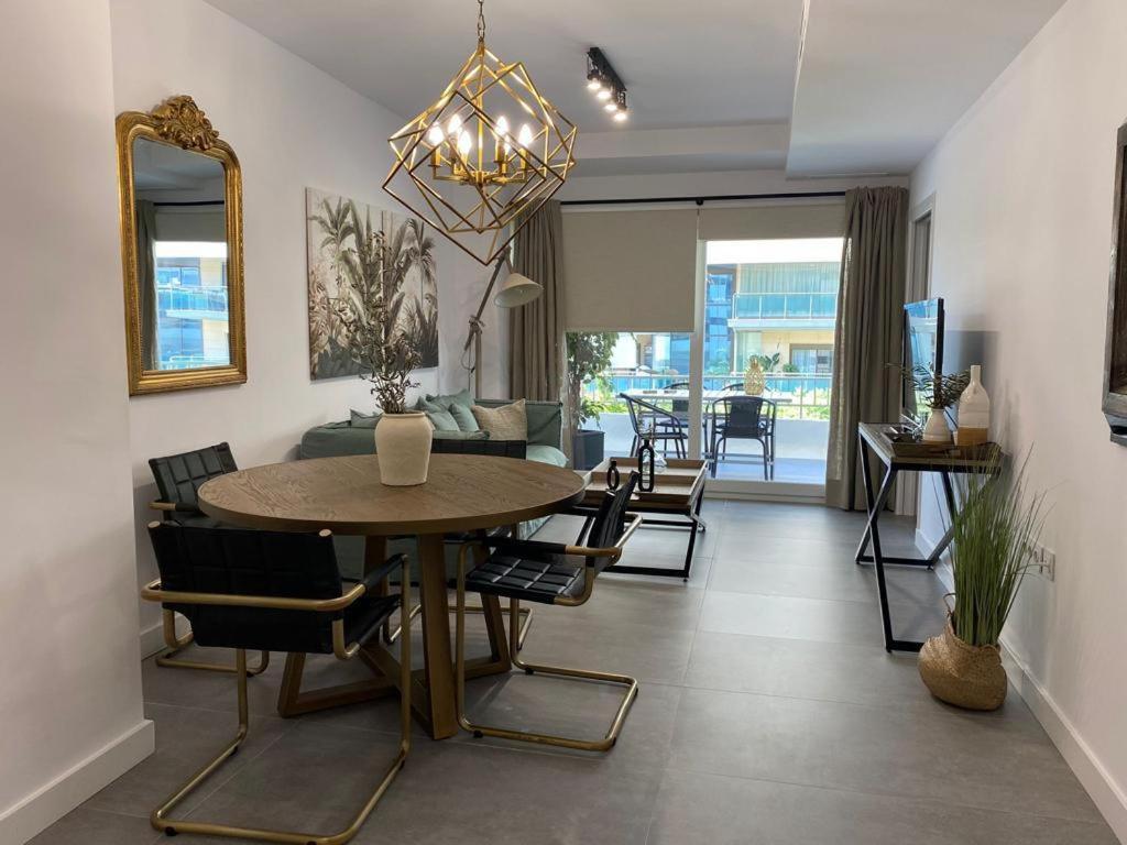 Roy Boston Marbella By Florentia Homes Kültér fotó